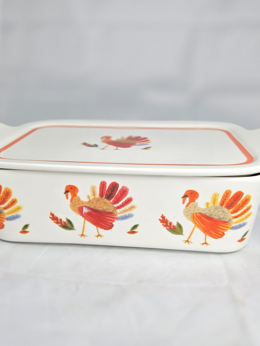 Grace Pantry Thanksgiving Turkey Porcelain Covered Casserole Dish
